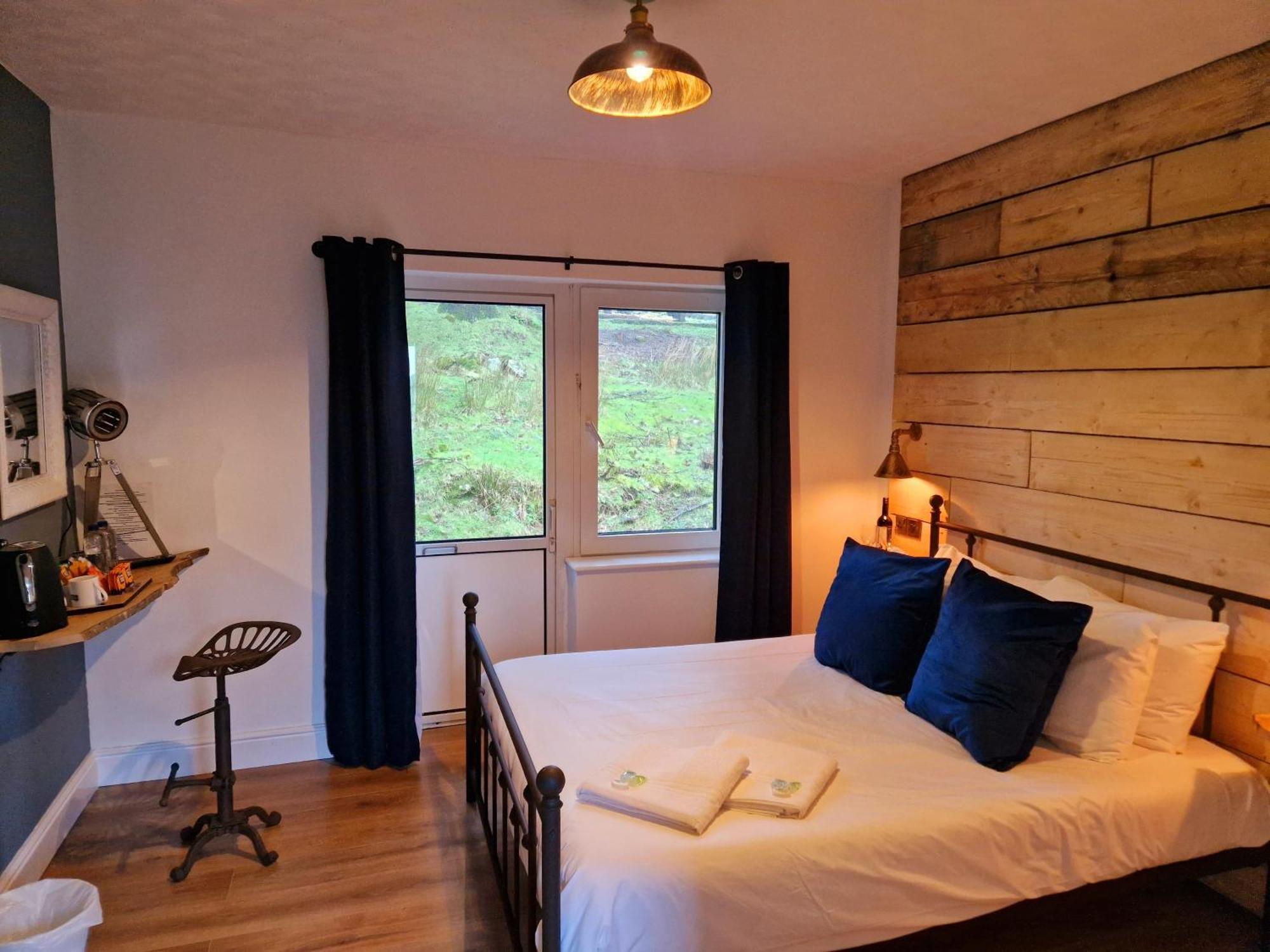 Wheal Tor Hotel & Glamping Liskeard Exteriör bild