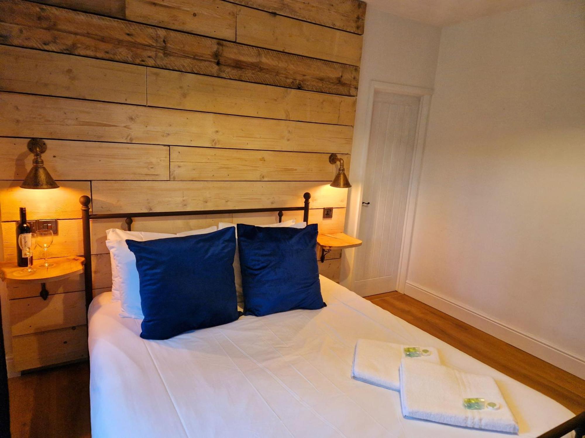 Wheal Tor Hotel & Glamping Liskeard Exteriör bild