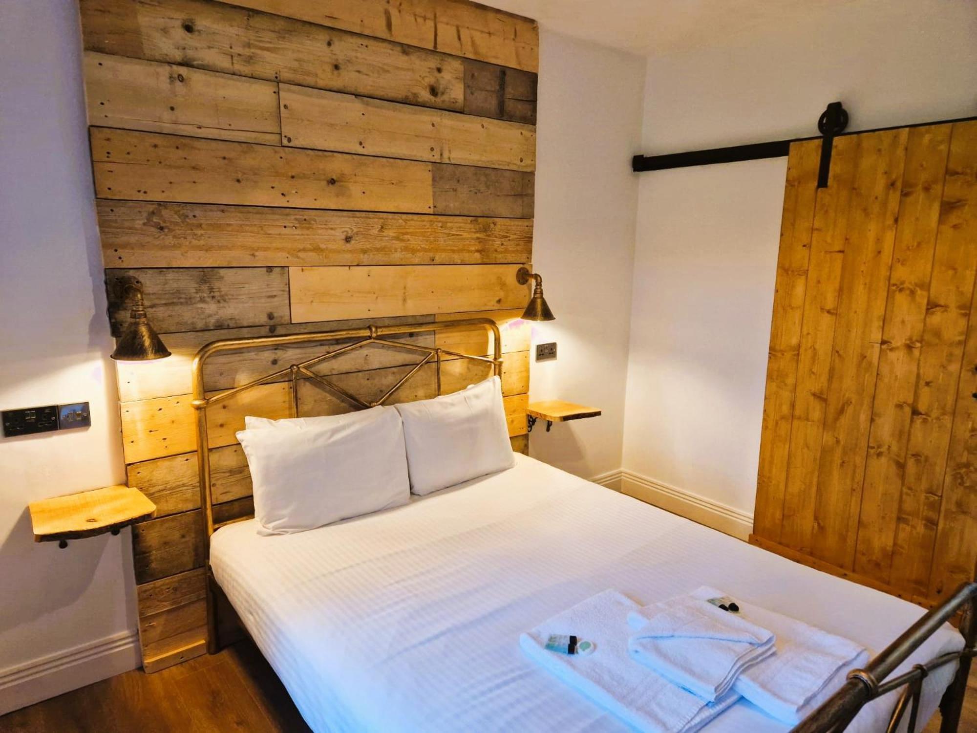 Wheal Tor Hotel & Glamping Liskeard Exteriör bild