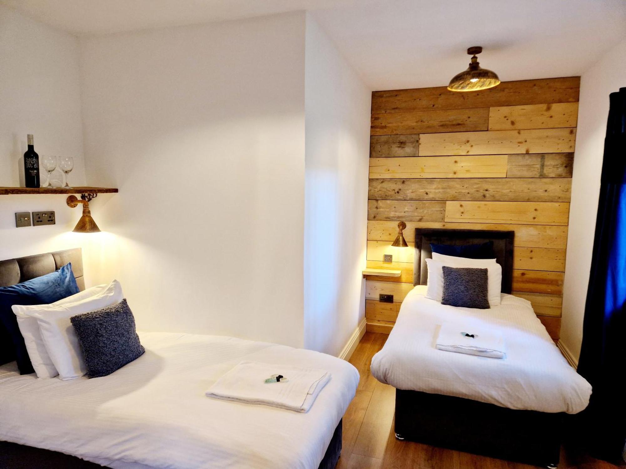 Wheal Tor Hotel & Glamping Liskeard Exteriör bild