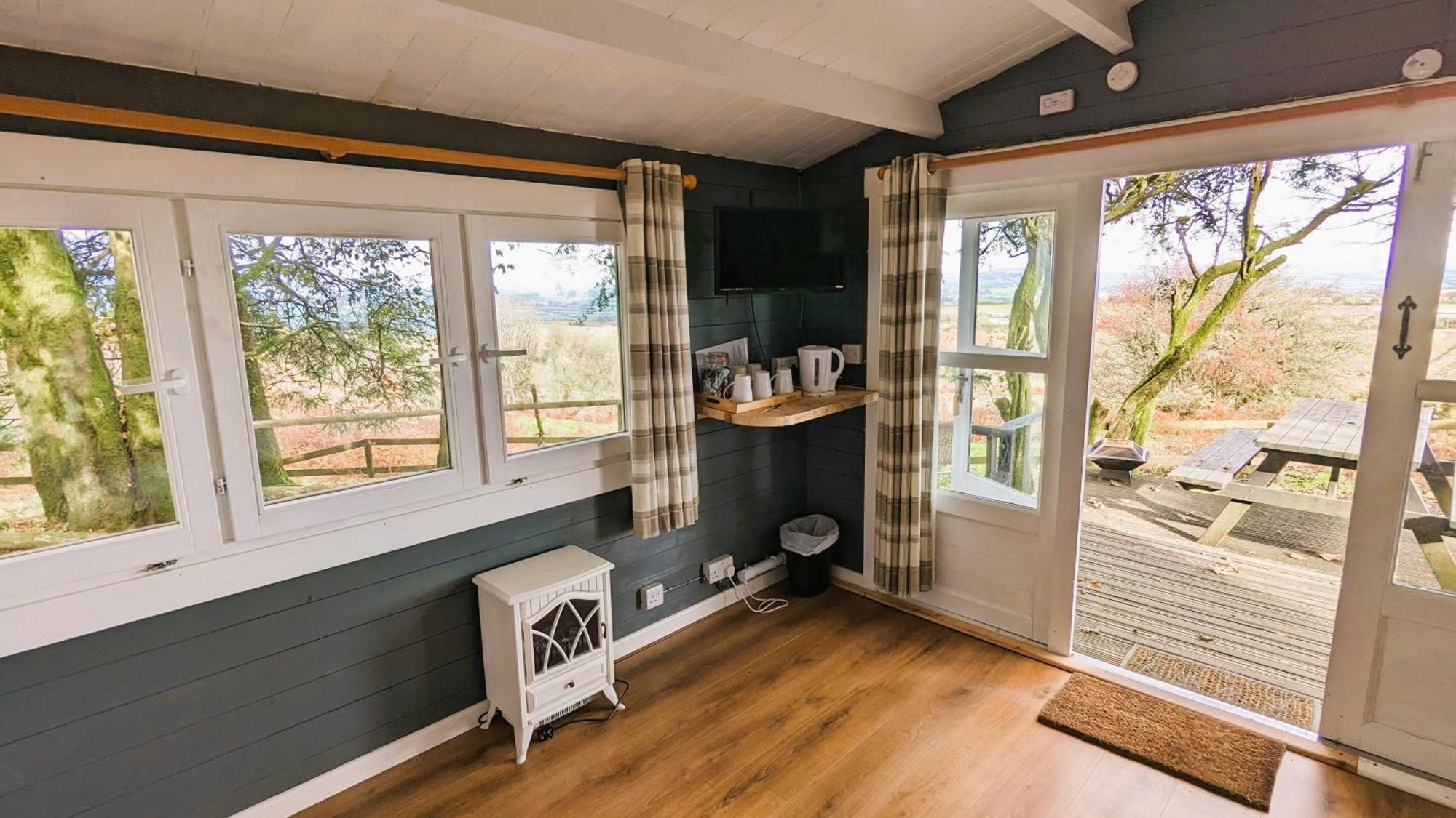 Wheal Tor Hotel & Glamping Liskeard Exteriör bild